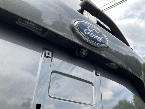 Used 2017 Ford Escape SE AWD/4WD image 11