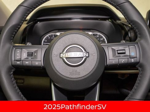 New 2025 Nissan Pathfinder SV w/ Black Appearance Package image 23