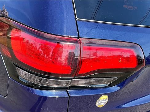 Used 2017 Jeep Grand Cherokee SRT w/ Trailer Tow Group IV AWD/4WD image 32