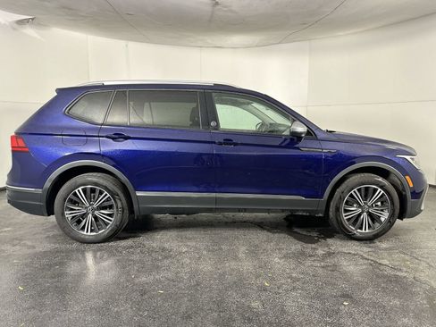 Used 2024 Volkswagen Tiguan Wolfsburg Edition image 9