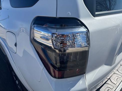 Used 2024 Toyota 4Runner TRD Off-Road Premium image 45