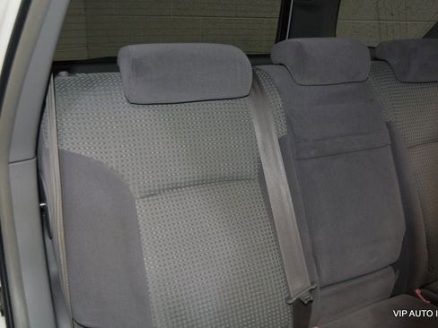 Used 2005 Toyota 4Runner SR5 RWD image 24