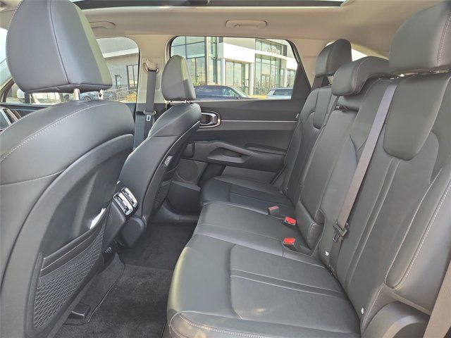 Used 2025 Kia Sorento S w/ Panoramic Sunroof Package FWD image 26