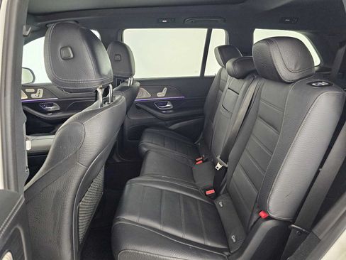 Used 2023 Mercedes-Benz GLS 580 4MATIC image 25