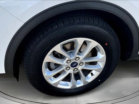 Used 2022 Ford Escape SE image 29