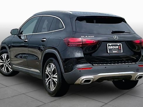 Used 2025 Mercedes-Benz GLA 250 image 11