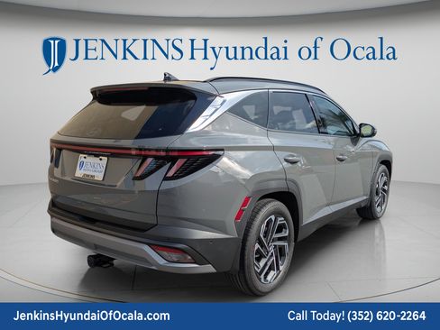 New 2026 Hyundai Tucson Limited FWD image 3