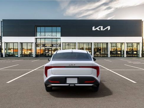 New 2026 Kia K4 FWD image 5