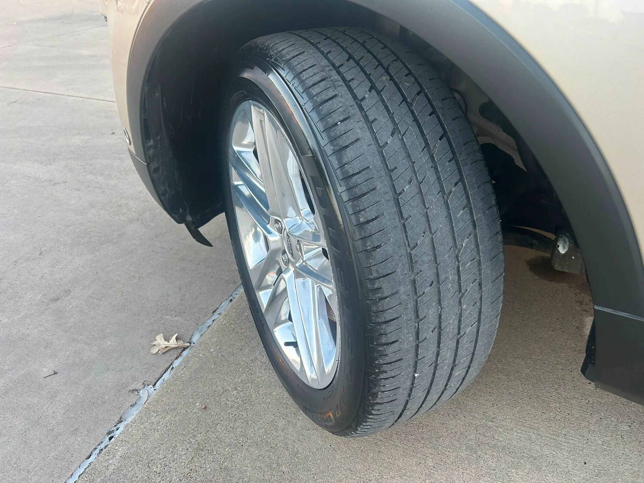 Used 2017 Ford Explorer Limited w/ Equipment Group 301A FWD image 37