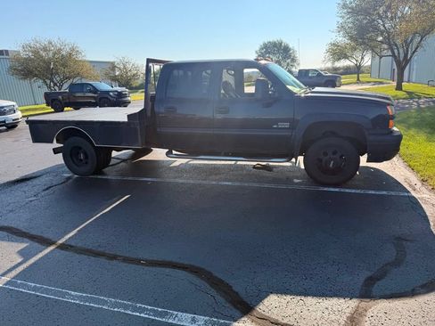 Used 2005 Chevrolet Silverado 3500 LT w/ Heavy-Duty Power Package AWD/4WD image 7