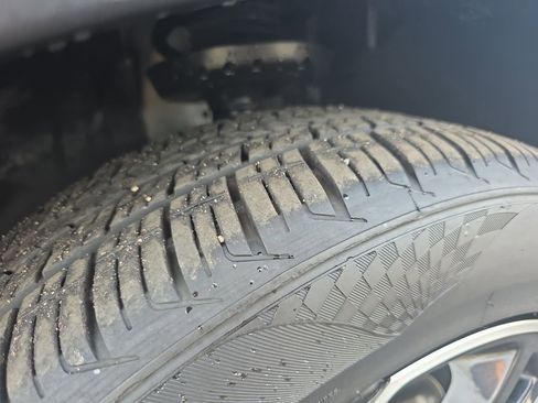 Used 2023 Chevrolet TrailBlazer RS w/ Sun and Liftgate Package image 29