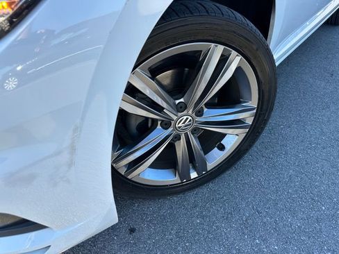 Used 2019 Volkswagen Jetta R-Line image 8