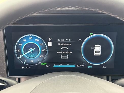 New 2026 Hyundai Elantra Limited FWD image 15