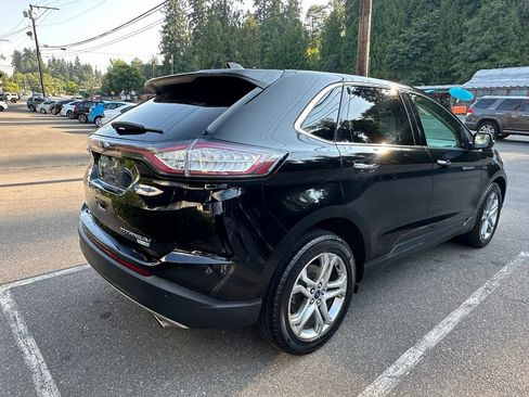 Used 2016 Ford Edge Titanium w/ Technology Package AWD/4WD image 5