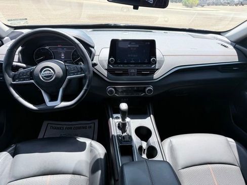 Certified 2021 Nissan Altima 2.5 SR FWD image 17