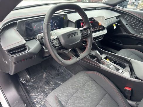 New 2026 Dodge Charger R/T AWD/4WD image 12