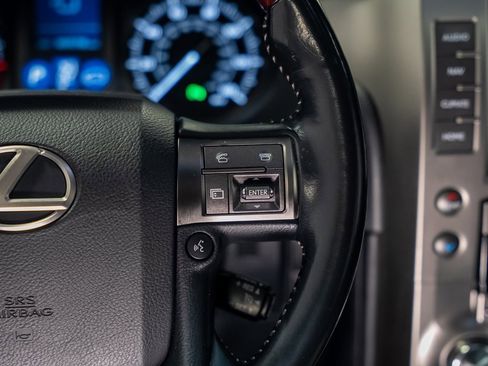 Used 2017 Lexus GX 460 Premium w/ Premium Package image 46