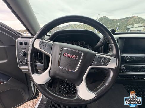 Used 2018 GMC Sierra 1500 SLE image 2