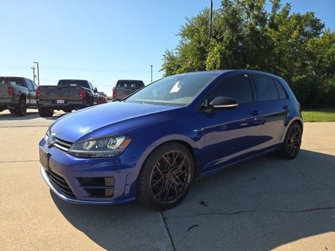 Used 2016 Volkswagen Golf 4-Door AWD/4WD image 3