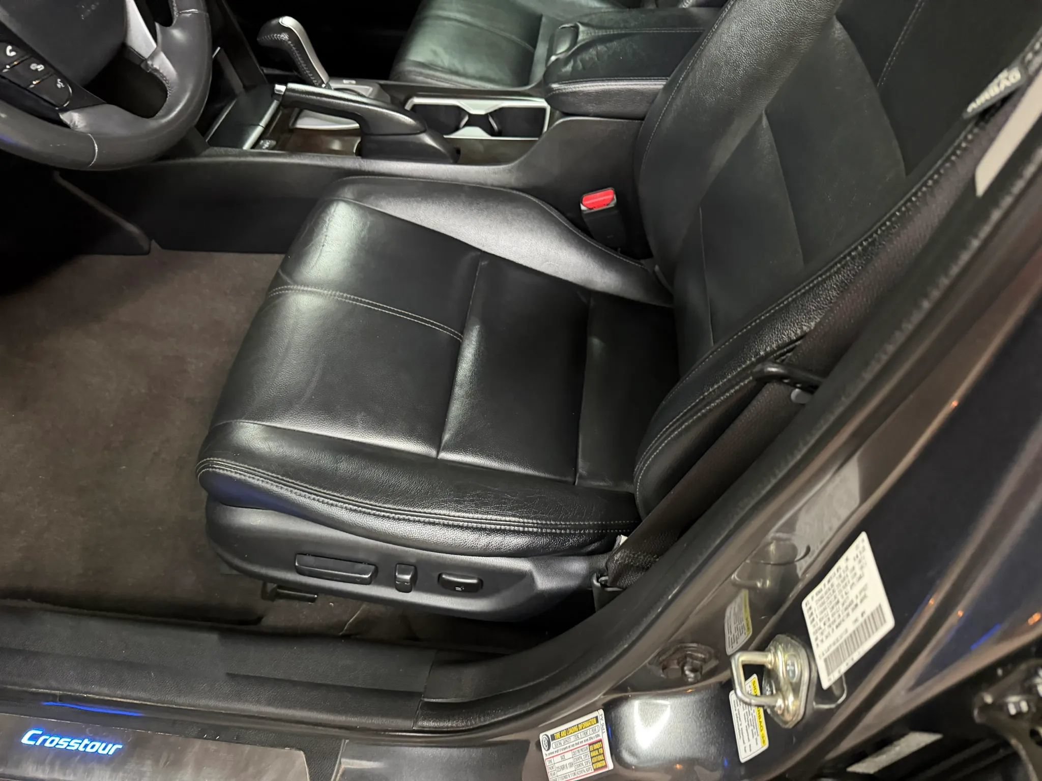 Used 2014 Honda Crosstour EX-L image 11