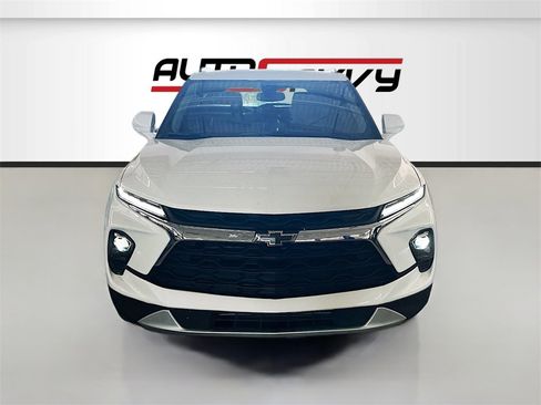 Used 2024 Chevrolet Blazer LT w/ Convenience Package image 2