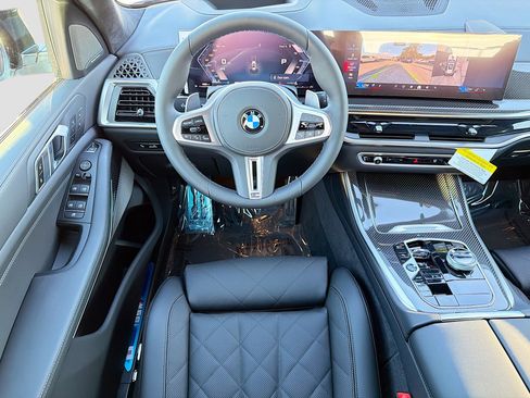 New 2026 BMW X5 M60i w/ Executive Package image 17