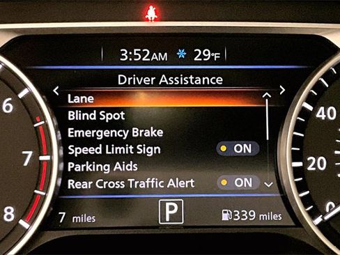 New 2025 Nissan Sentra SR w/ SR Premium Package image 27