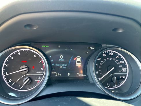 Used 2023 Toyota Camry SE w/ Cold Weather Package AWD/4WD image 18