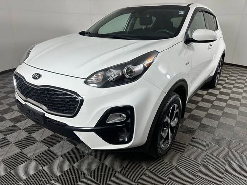 Used 2020 Kia Sportage LX image 1