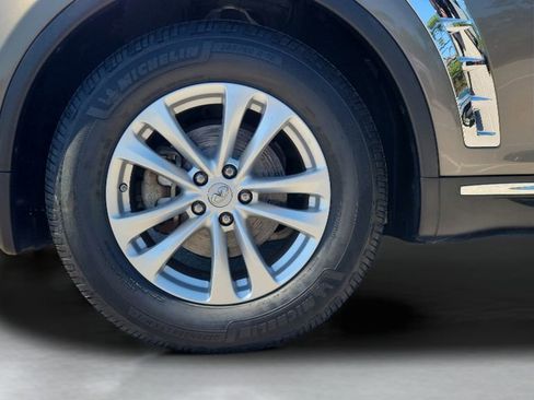 Used 2016 INFINITI QX70 2WD image 36