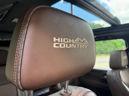 Used 2021 Chevrolet Tahoe High Country AWD/4WD image 37