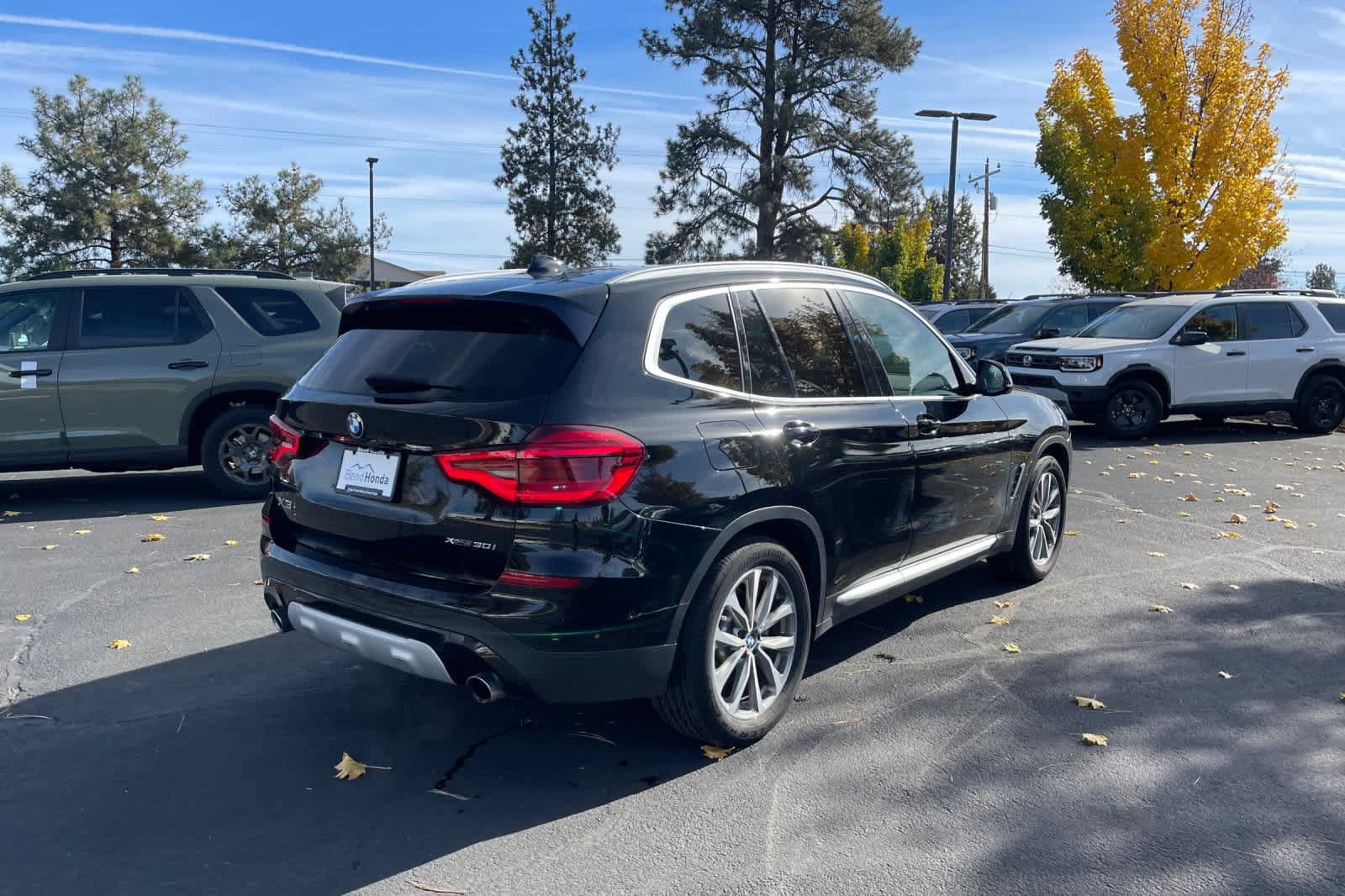 Used 2019 BMW X3 xDrive30i w/ Executive Package AWD/4WD image 5