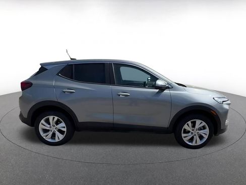 Used 2025 Buick Encore GX Preferred AWD/4WD image 16