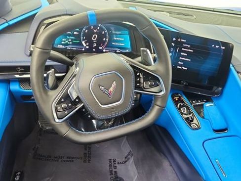 Used 2025 Chevrolet Corvette Stingray Premium Conv w/ Z51 Performance Package image 28