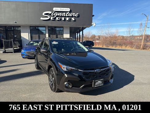 Used 2024 Subaru Crosstrek 2.0i Premium image 1
