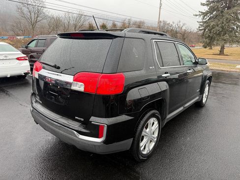 Used 2017 GMC Terrain SLE w/ Chrome Edition image 3