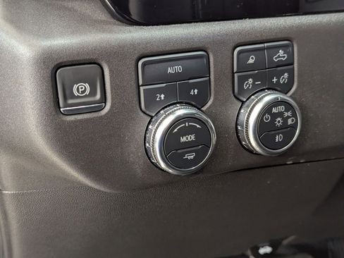 Used 2024 GMC Sierra 1500 Elevation w/ Elevation Premium Package image 15