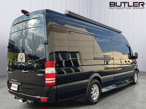 Used 2018 Mercedes-Benz Sprinter 3500 image 5