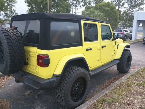 Certified 2022 Jeep Wrangler Unlimited Sahara w/ Safety Group AWD/4WD image 5