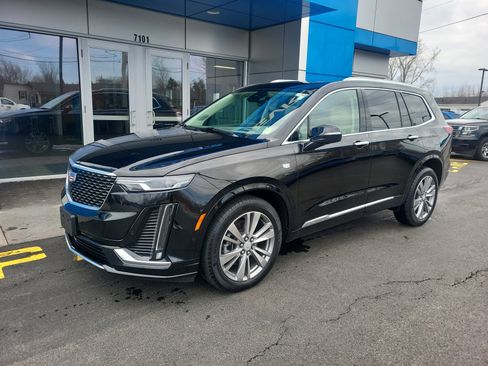 Certified 2023 Cadillac XT6 Premium Luxury w/ Technology Package AWD/4WD image 2