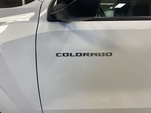 Certified 2023 Chevrolet Colorado Z71 w/ Z71 Convenience Package 2 image 33
