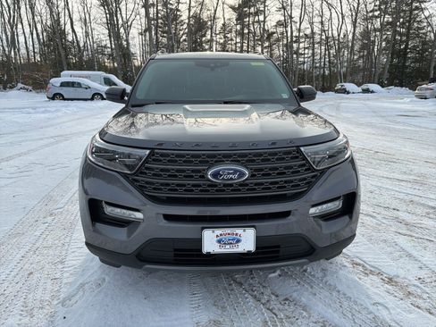 Certified 2022 Ford Explorer XLT w/ Equipment Group 202A image 2