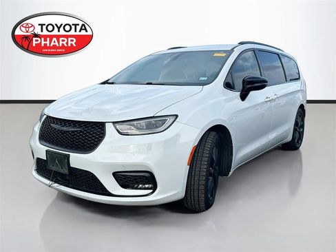 Used 2024 Chrysler Pacifica Touring-L w/ S Appearance Package FWD image 1