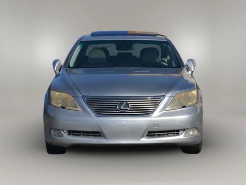 Used 2007 Lexus LS 460 image 2