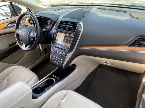 Used 2019 Lincoln MKC Select w/ Select Plus Package image 14