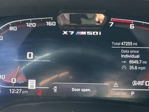 Used 2022 BMW X7 M50i image 24