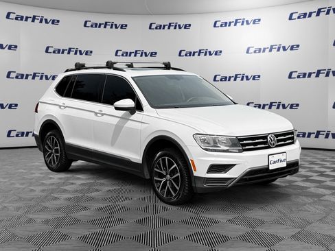 Used 2021 Volkswagen Tiguan SE w/ Panoramic Sunroof Package AWD/4WD image 7