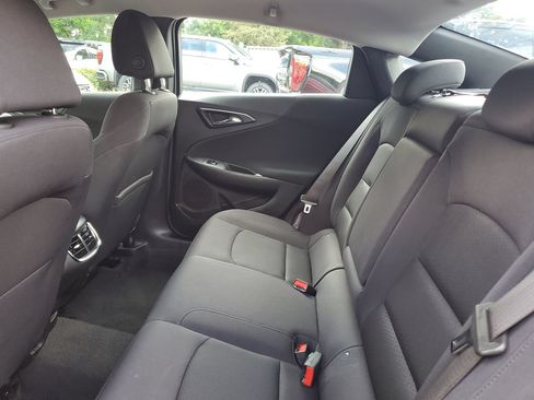 Used 2025 Chevrolet Malibu LT FWD image 11