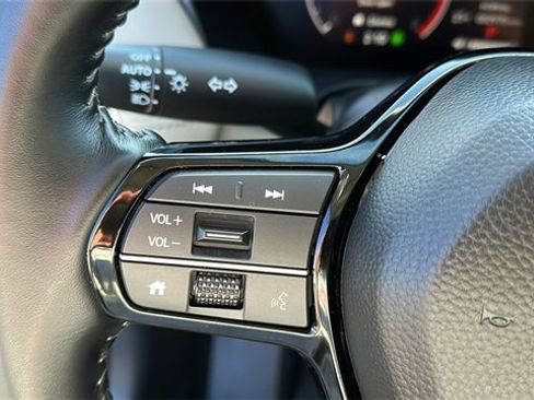 Used 2026 Honda HR-V EX-L image 12