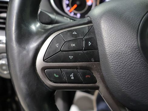 Used 2021 Jeep Cherokee Latitude Lux AWD/4WD image 39